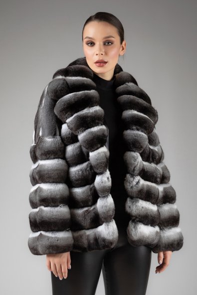 Шуба из меха шиншиллы с английским воротником AE2